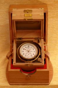 Russischer Schiffschronometer Eiche-image